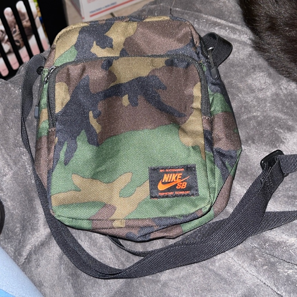 Nike SB Camo Crossbody Bag - Green Brown Black